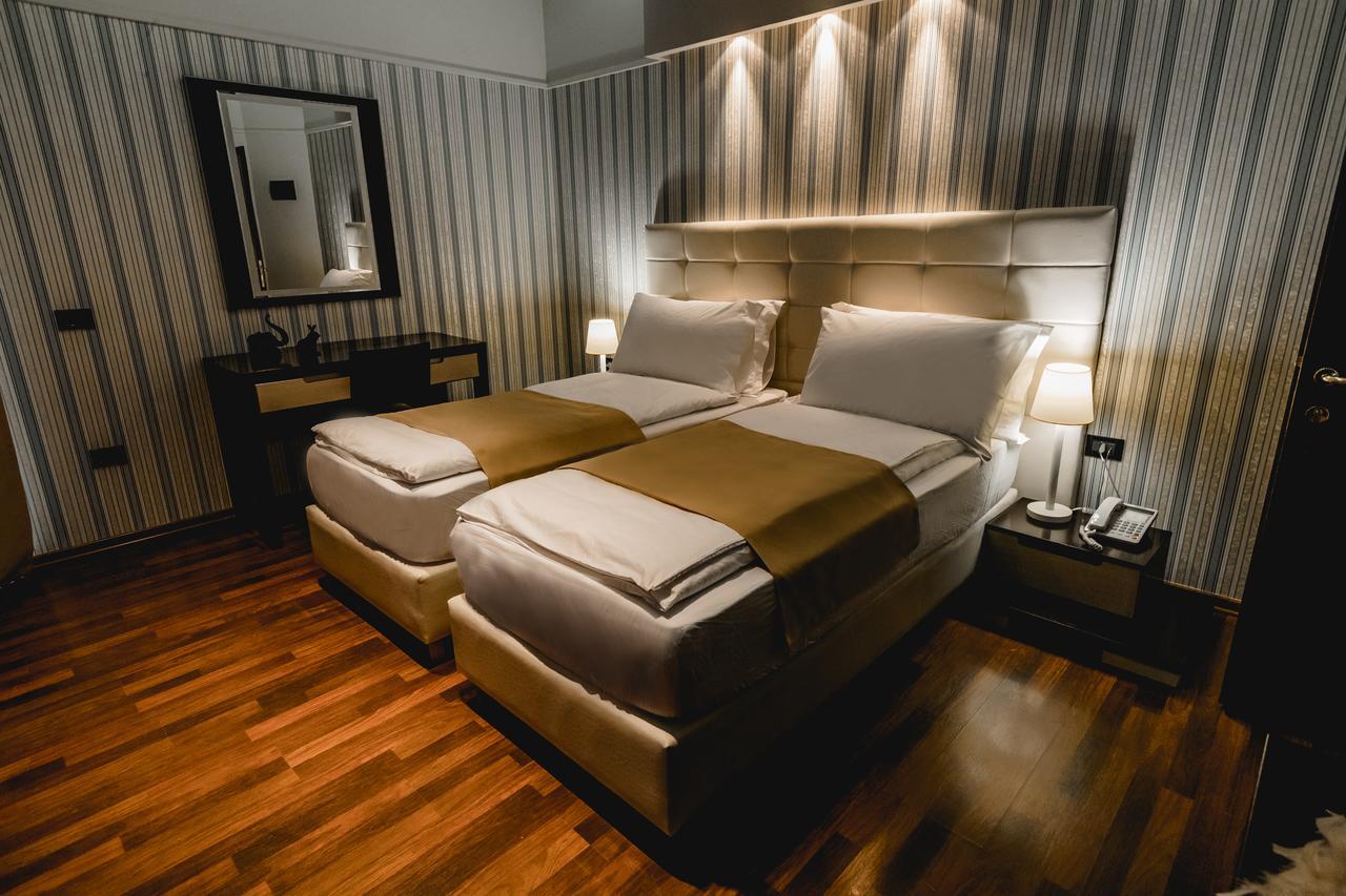 Green House Hotel & Restaurant 티라나 외부 사진
