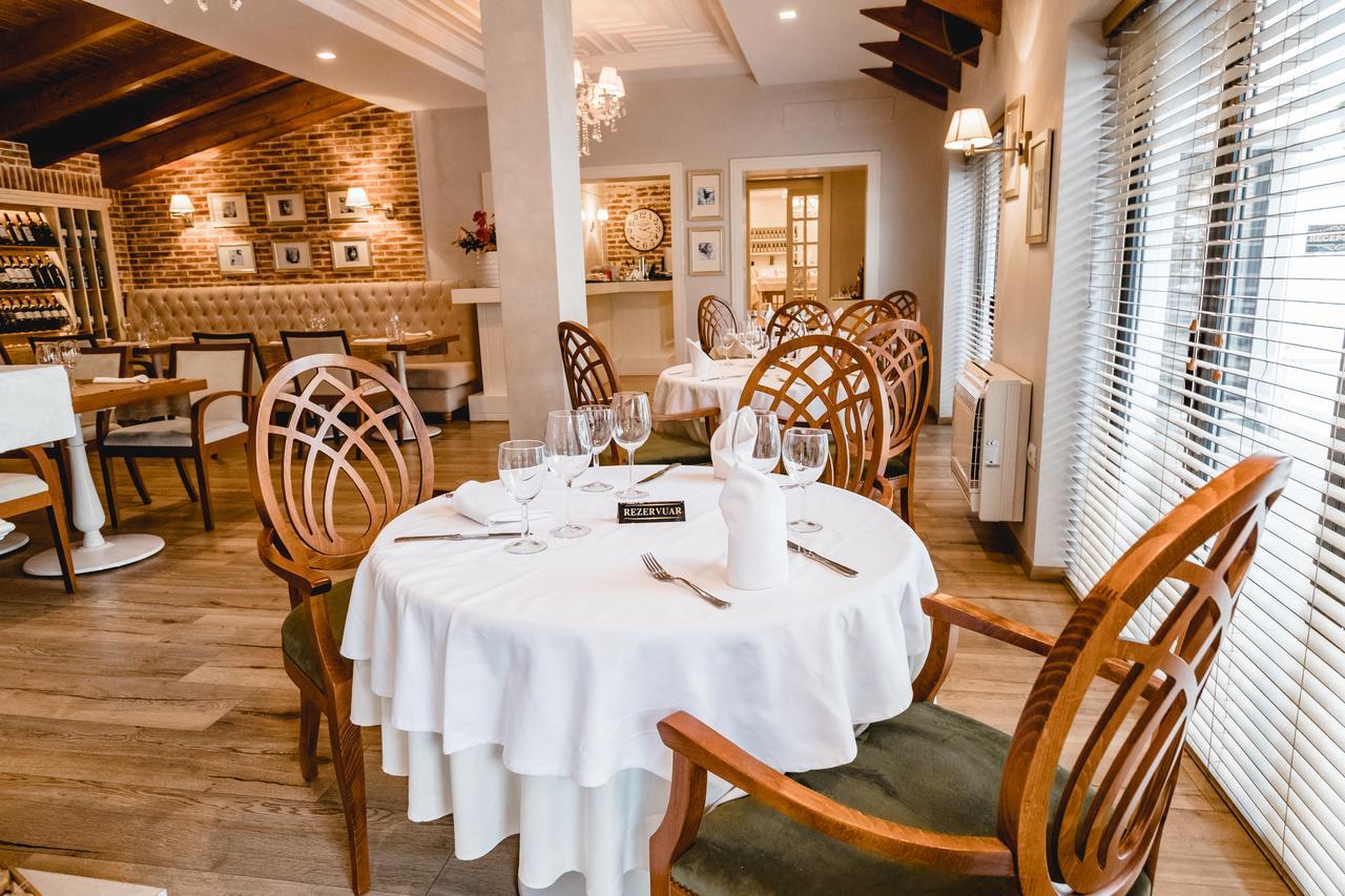 Green House Hotel & Restaurant 티라나 외부 사진
