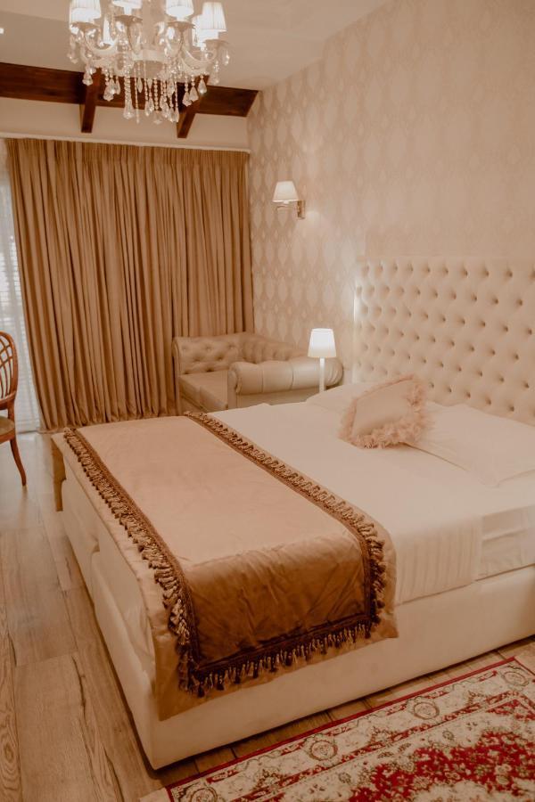 Green House Hotel & Restaurant 티라나 외부 사진