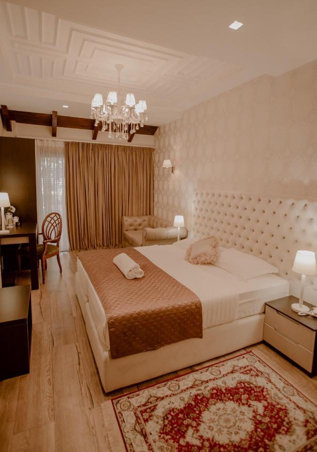 Green House Hotel & Restaurant 티라나 외부 사진