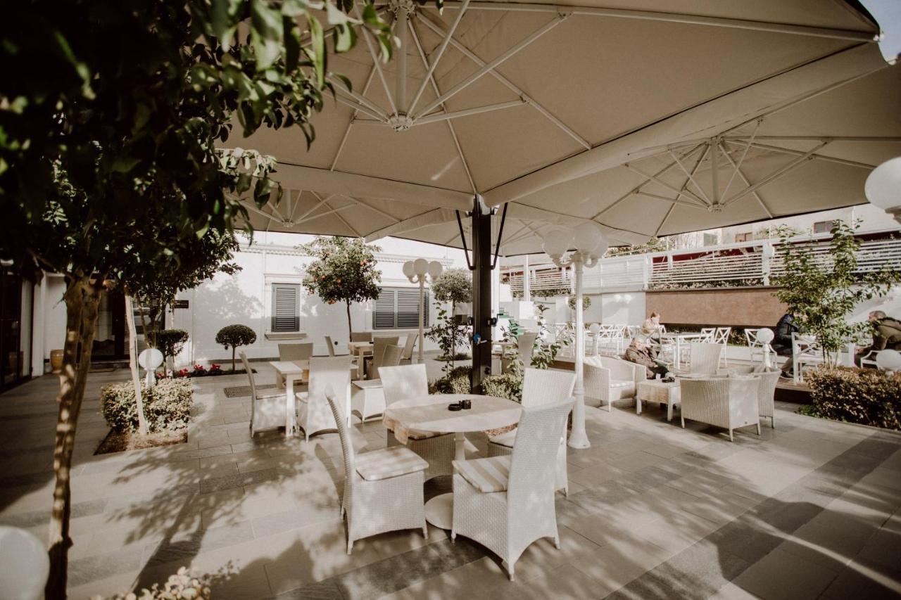 Green House Hotel & Restaurant 티라나 외부 사진