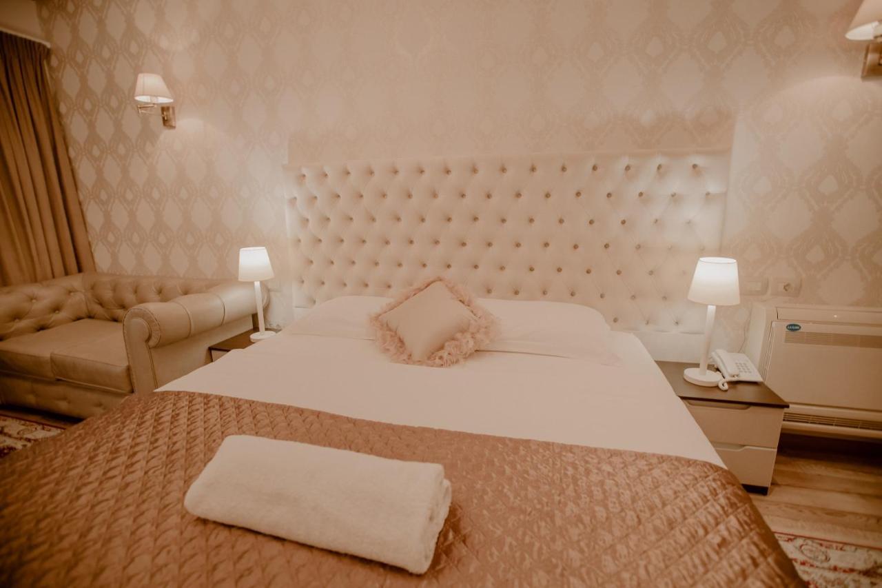 Green House Hotel & Restaurant 티라나 외부 사진