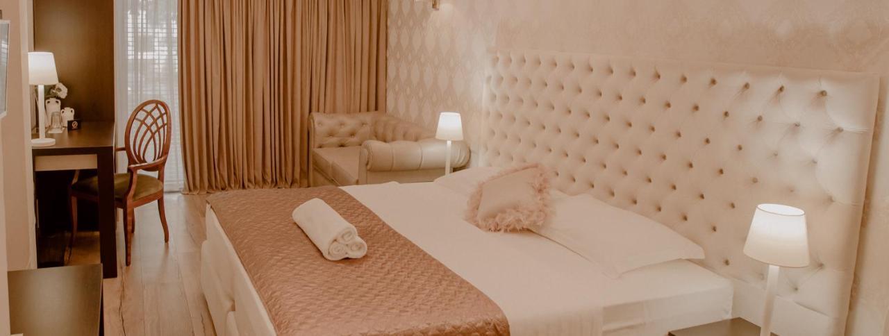 Green House Hotel & Restaurant 티라나 외부 사진